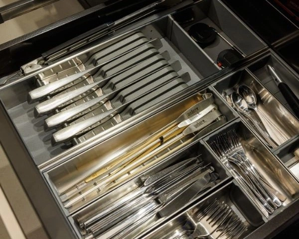 Sertar cu tacamuri bucatarie exterioara BBQ Kitchen
